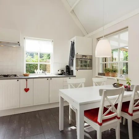 Vakantiehuis Large Play Sun Meadow *